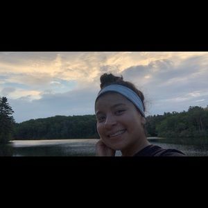 Meet your Posher, Julia